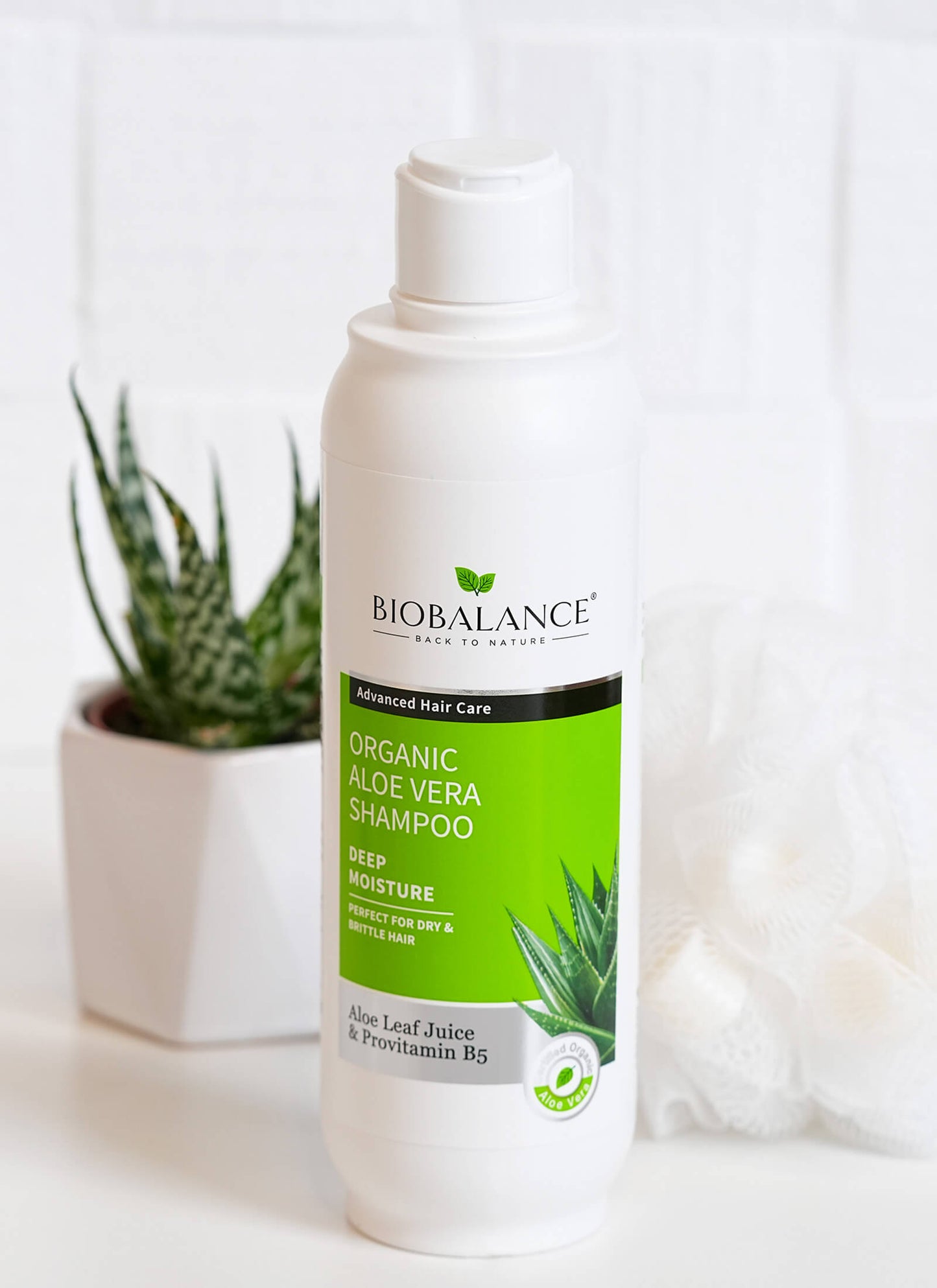 Organic Aloe Vera Shampoo (330ml)