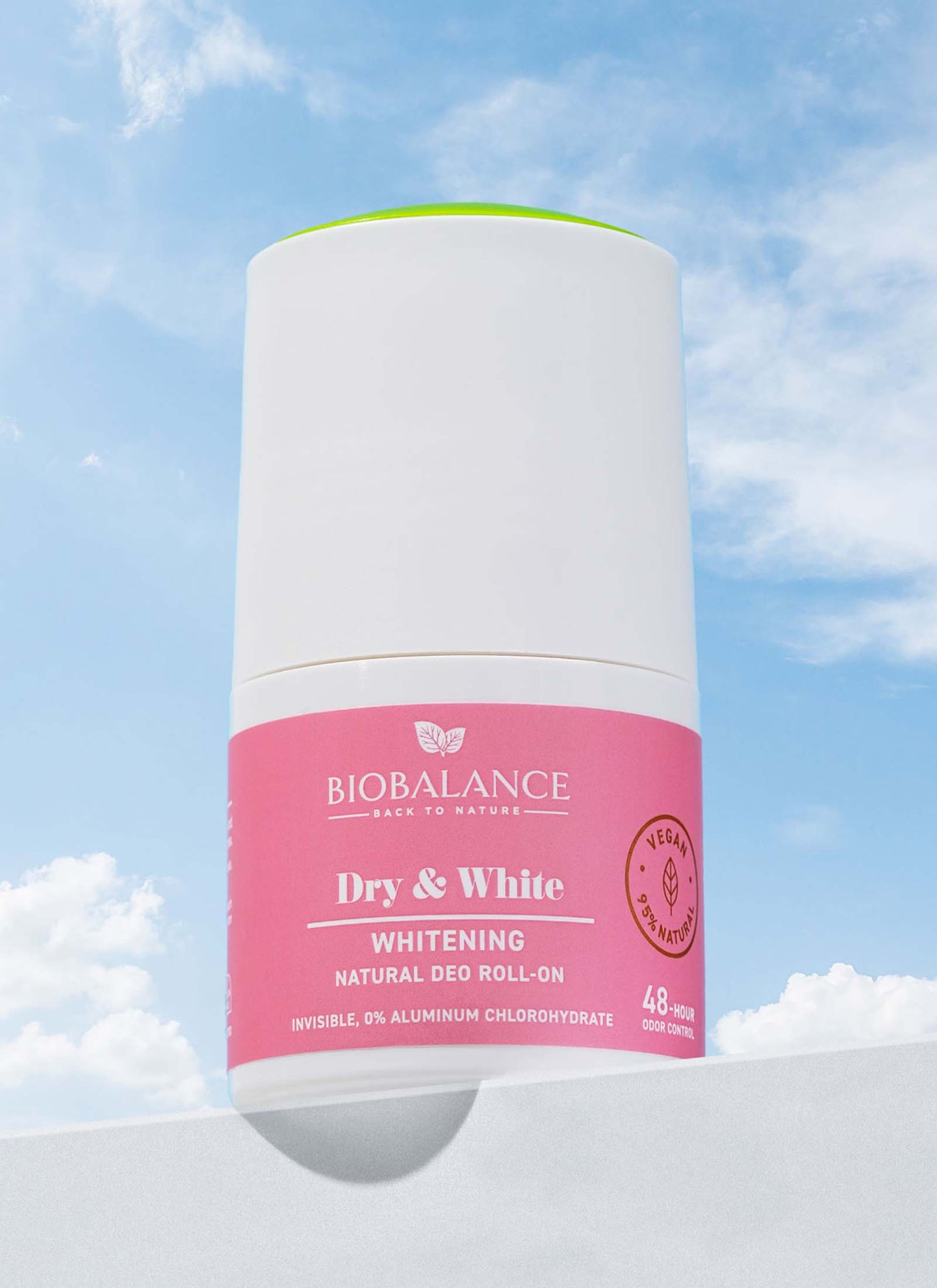 Dry & White Whitening Natural Deodorant Roll-On (50ml)