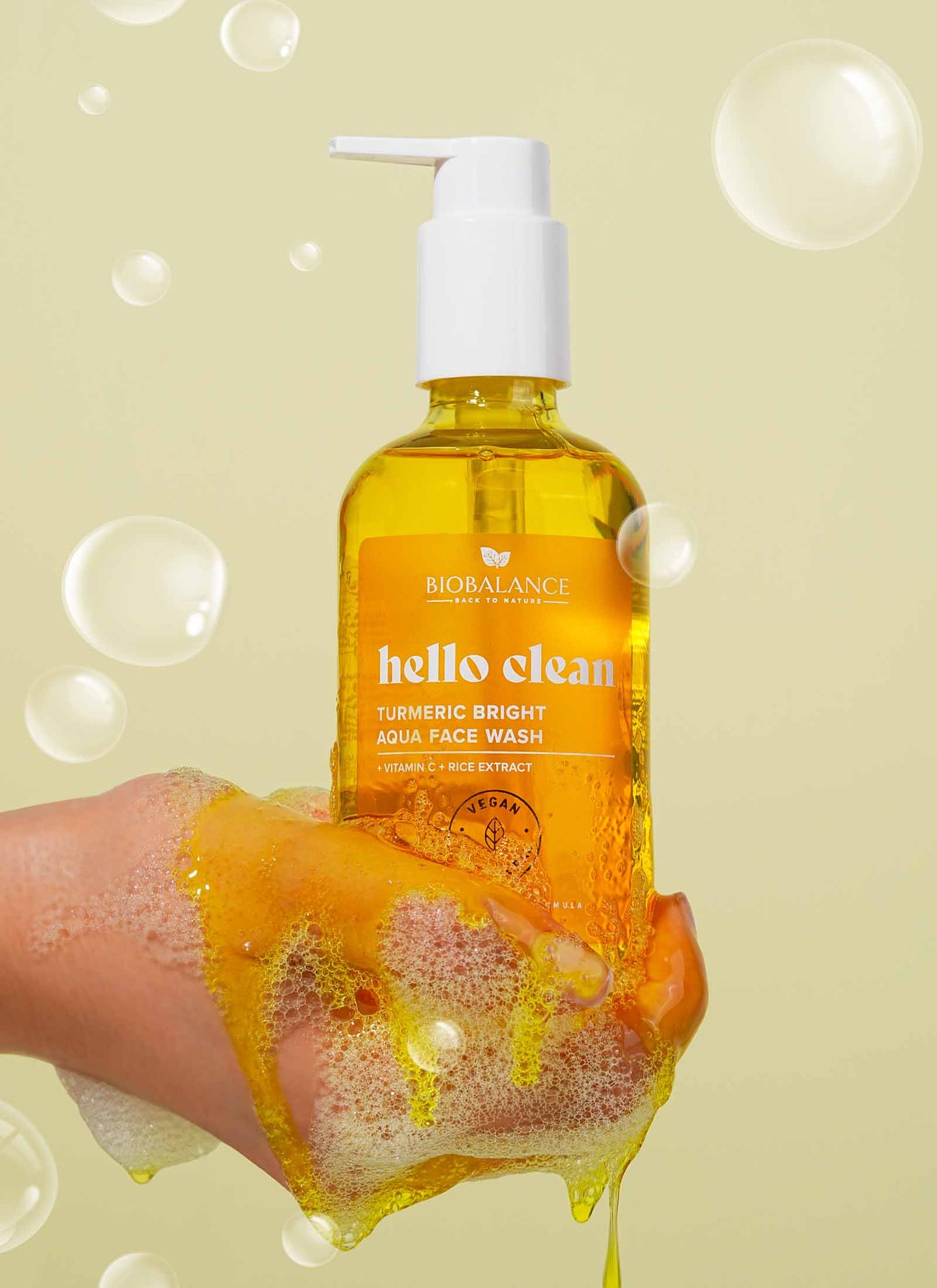 Hello Clean Turmeric Bright Aqua Face Wash (250ml)